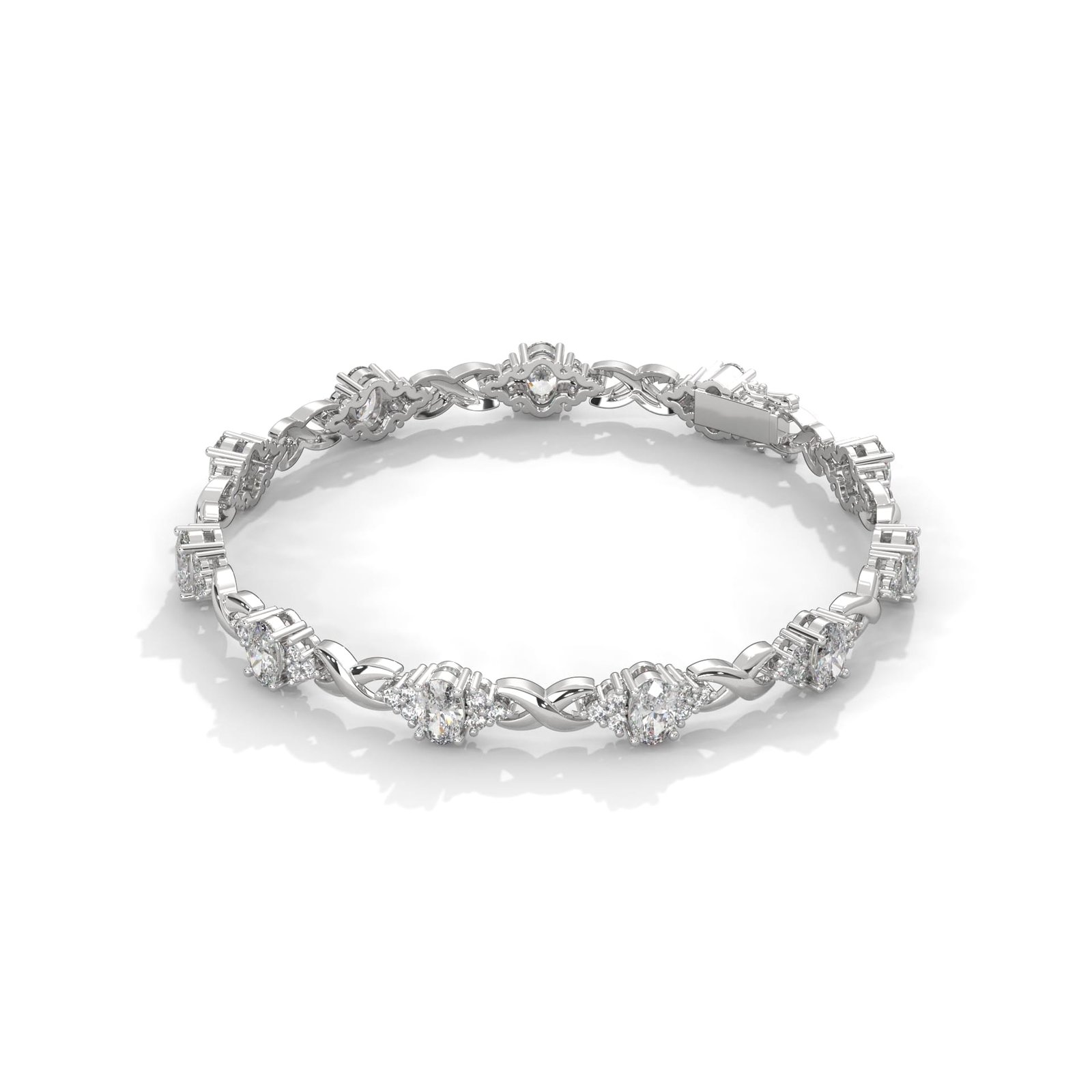 Reeva Rare signature gold bracelet featuring CVD diamonds and premium finishing